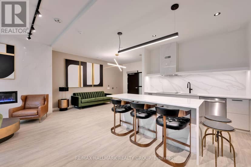 2604 - 180 George Street — photo 30 of 35