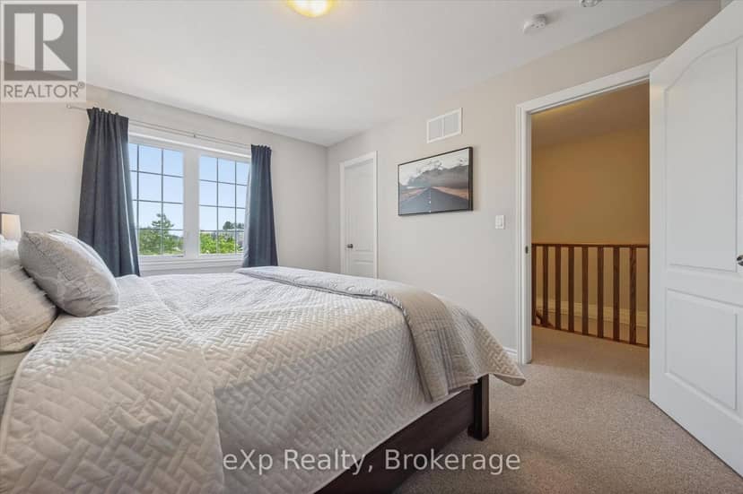 14 Sadler Street — photo 18 of 38