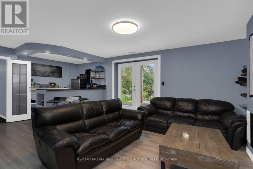 4261 Huronia Road, Severn, photo 6