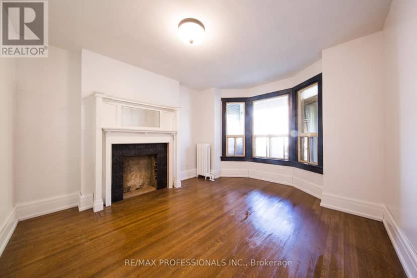 124 Close Avenue, Toronto, photo 8