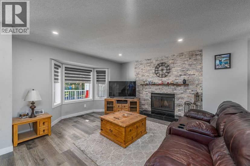 135 Sandarac Place NW, Calgary, photo 4