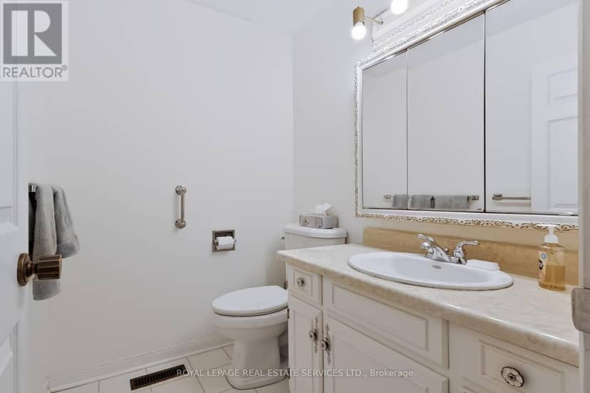 1326 Prince Albert Court — photo 23 of 40
