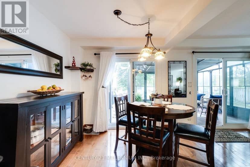 3537 Autumnleaf Crescent — photo 14 of 40