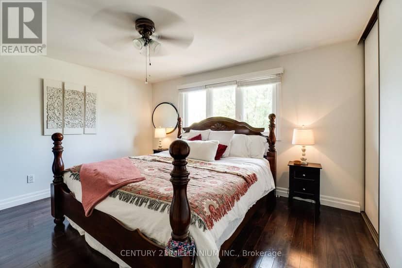 3537 Autumnleaf Crescent — photo 27 of 40