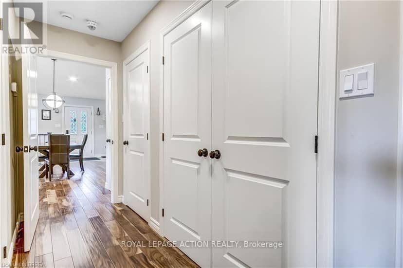584616 Beachville Road — photo 15 of 31