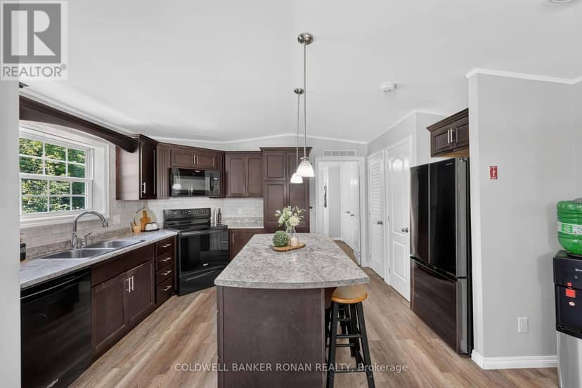9087 Webster Road — photo 9 of 40