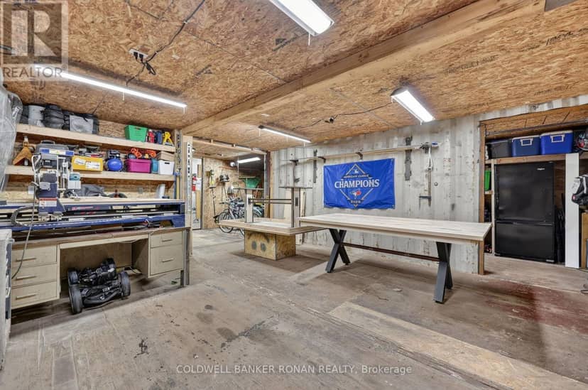 9087 Webster Road — photo 34 of 40