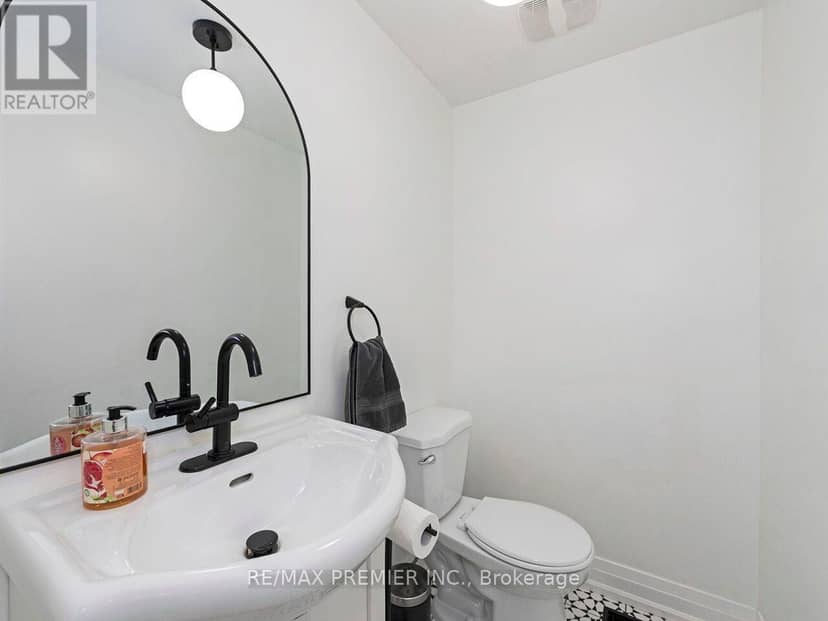 48 Odoardo Di Santo Circle — photo 9 of 40