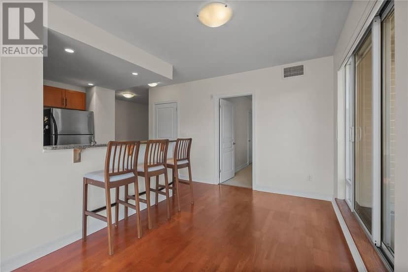 200 Besserer Unit# 512 — photo 17 of 40