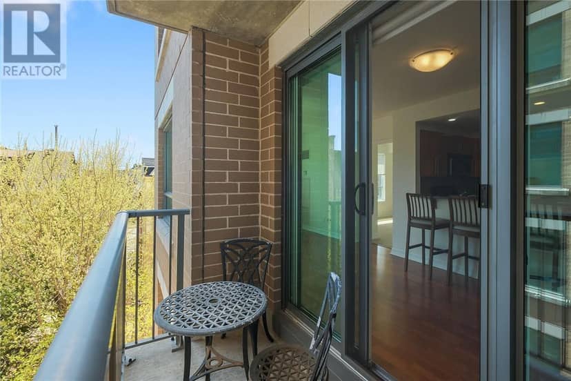 200 Besserer Unit# 512 — photo 33 of 40