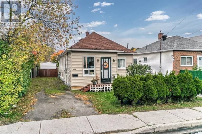 369 Montague Avenue, Sudbury, photo 2