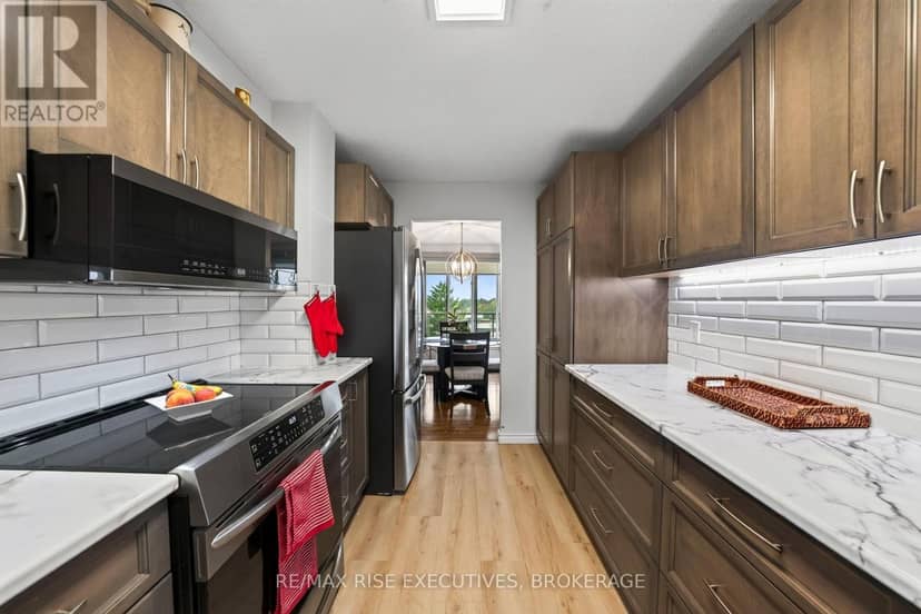 603 - 257 Bath Road — photo 13 of 33