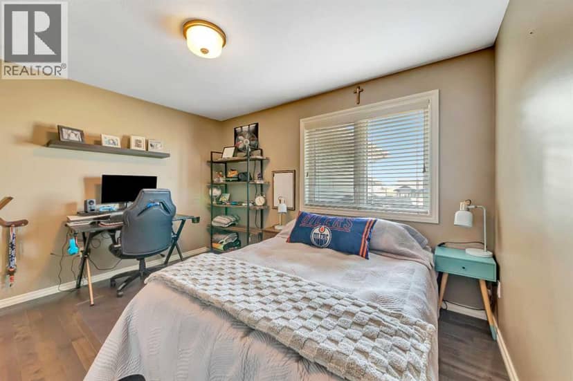7416 29 Street — photo 23 of 40
