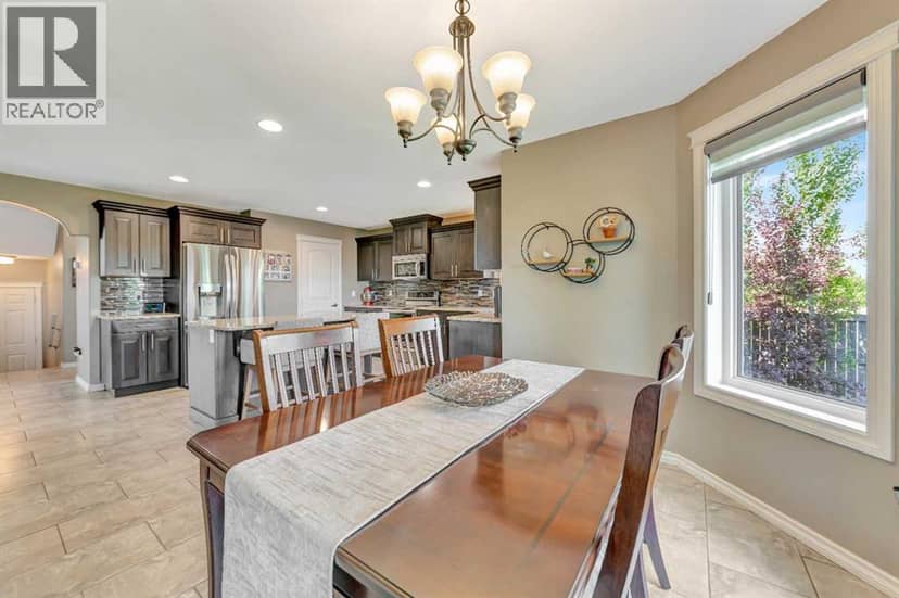 7416 29 Street — photo 14 of 40