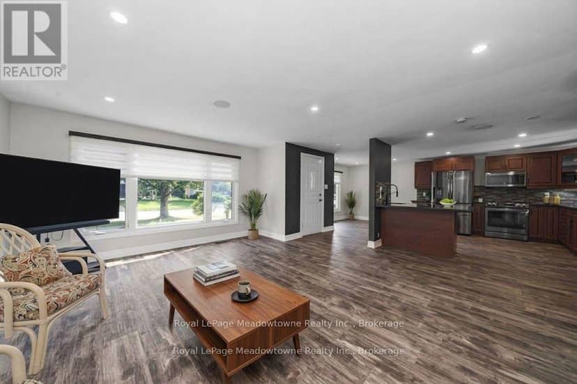96 Macdonald Crescent, Milton, photo 4