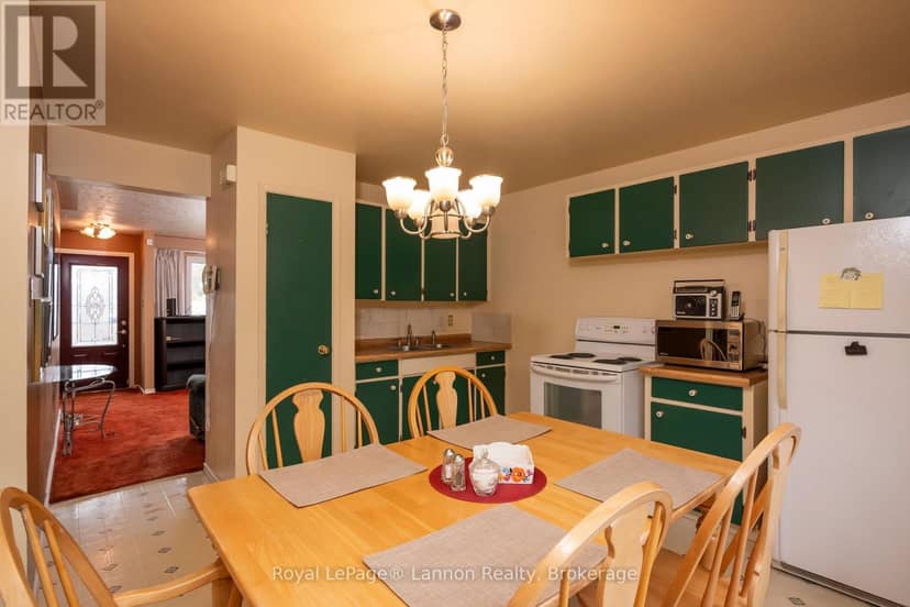 134 Ashland Place — photo 10 of 26