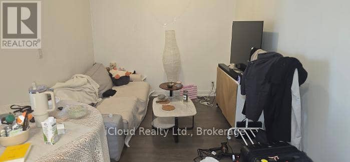 806 - 28 Avondale Avenue S, Toronto, photo 3