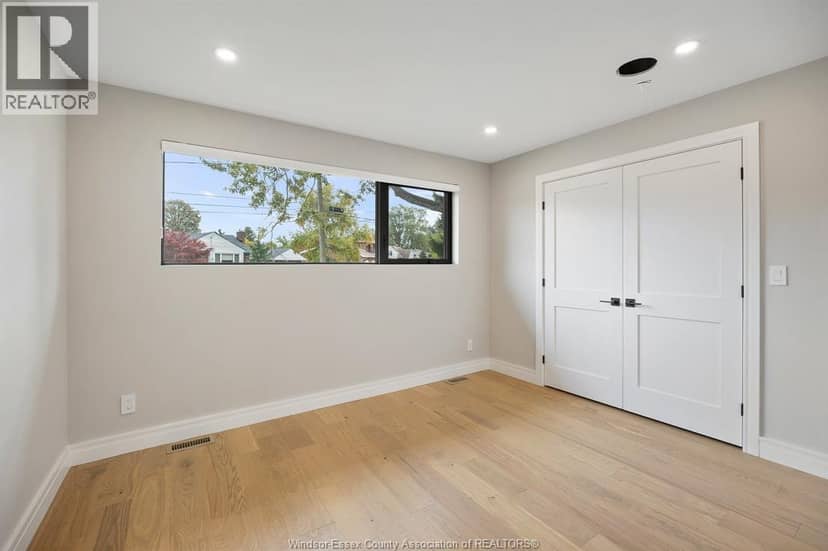 4015 ROSELAND DRIVE East — photo 7 of 30