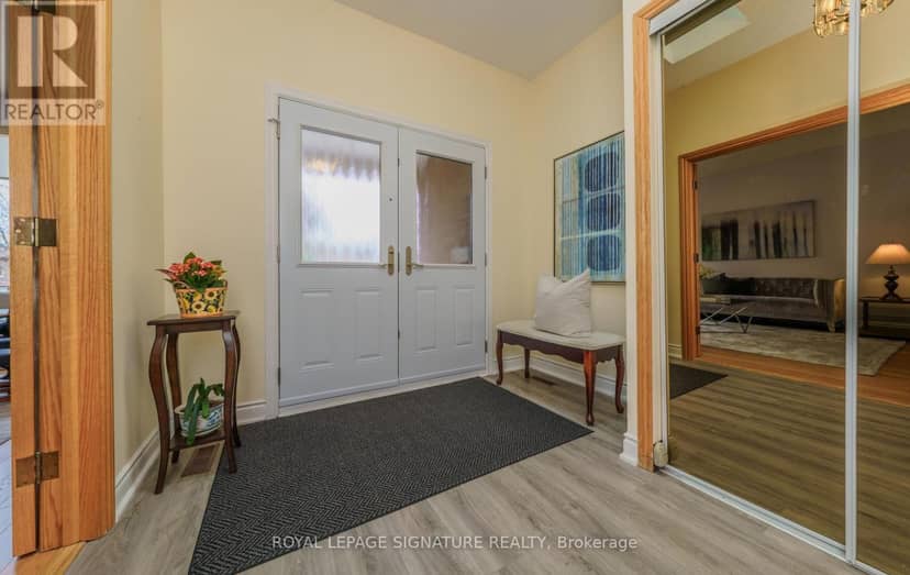 68 Ellenhall Square, Toronto, photo 3