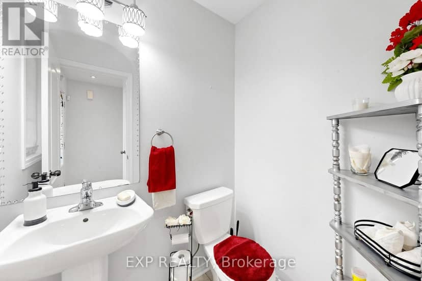 85 Sidney Rundle Avenue — photo 12 of 24