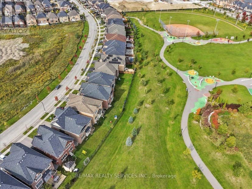 108 Frank Kelly Drive — photo 39 of 40