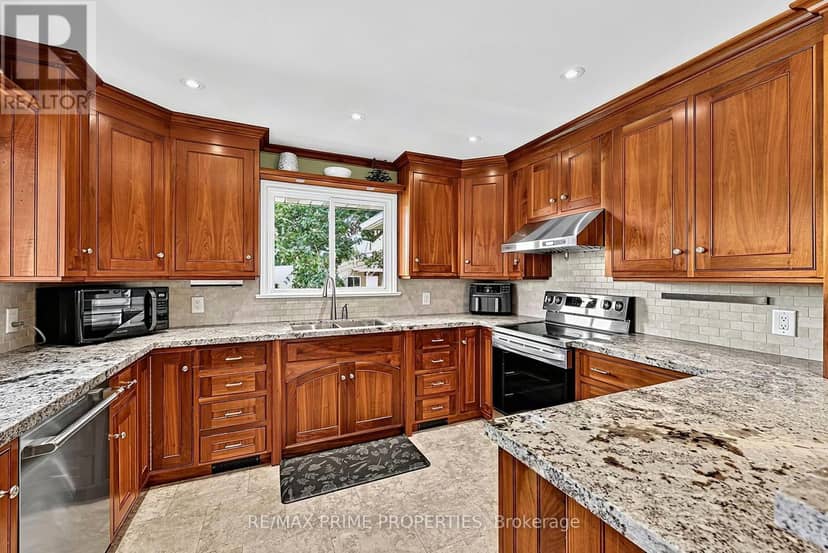426 Zephyr Road — photo 10 of 40
