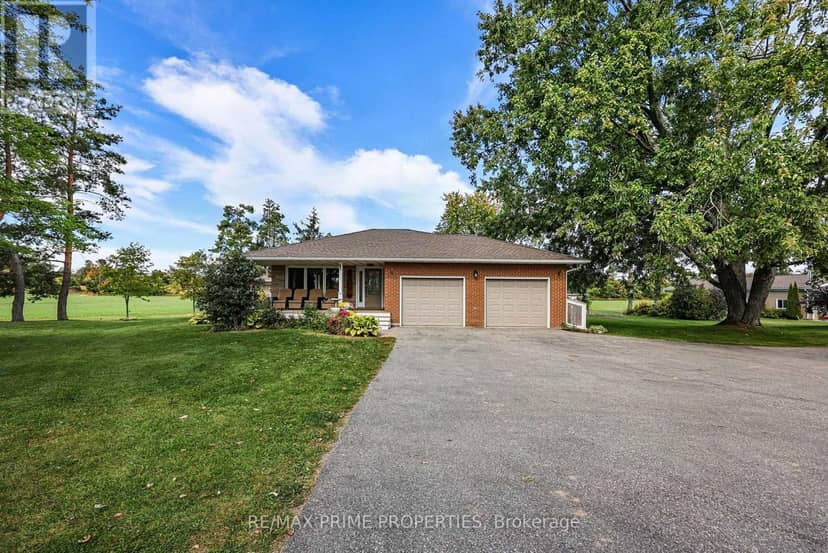 426 Zephyr Road, Uxbridge, photo 2