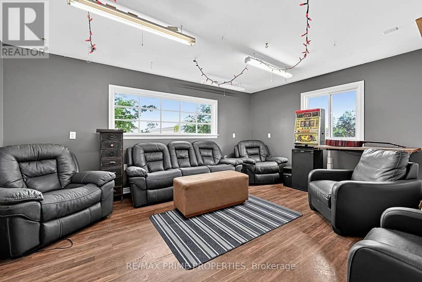 426 Zephyr Road — photo 25 of 40