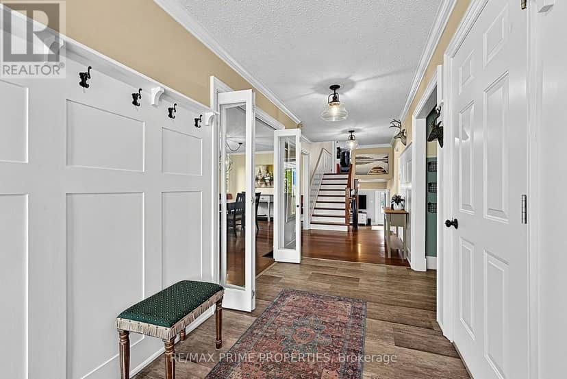 426 Zephyr Road, Uxbridge, photo 5