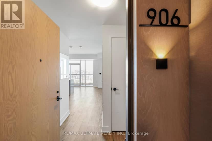 906 - 50 George Butchart Drive, Toronto, photo 2