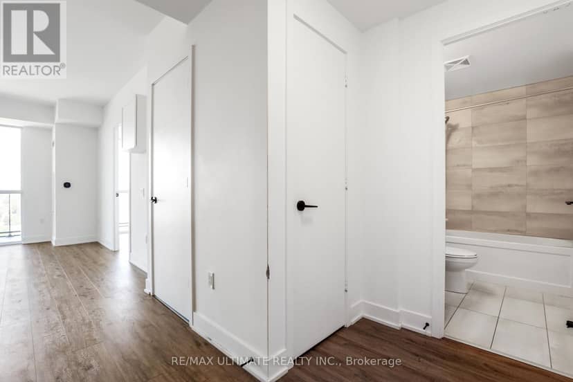 906 - 50 George Butchart Drive, Toronto, photo 3