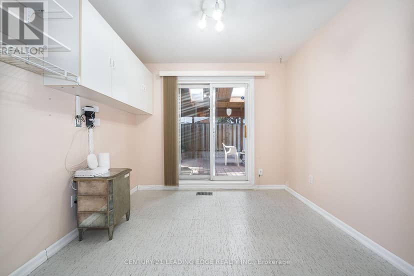 63 Mercury Road — photo 18 of 40