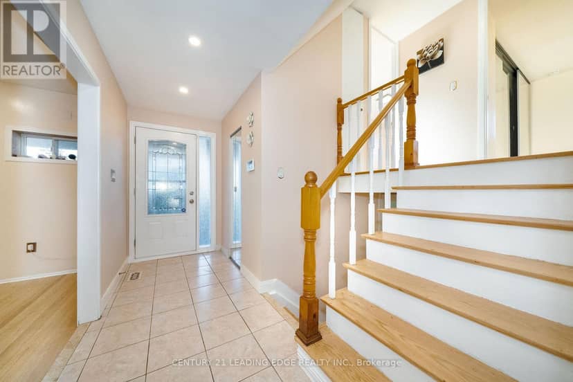 63 Mercury Road, Toronto, photo 2