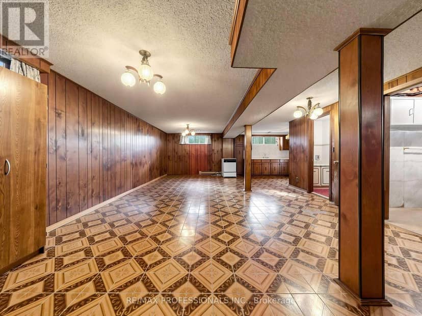 34 Crestridge Heights Road — photo 25 of 32