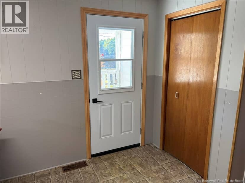 10096 Route 105, Beechwood, photo 6