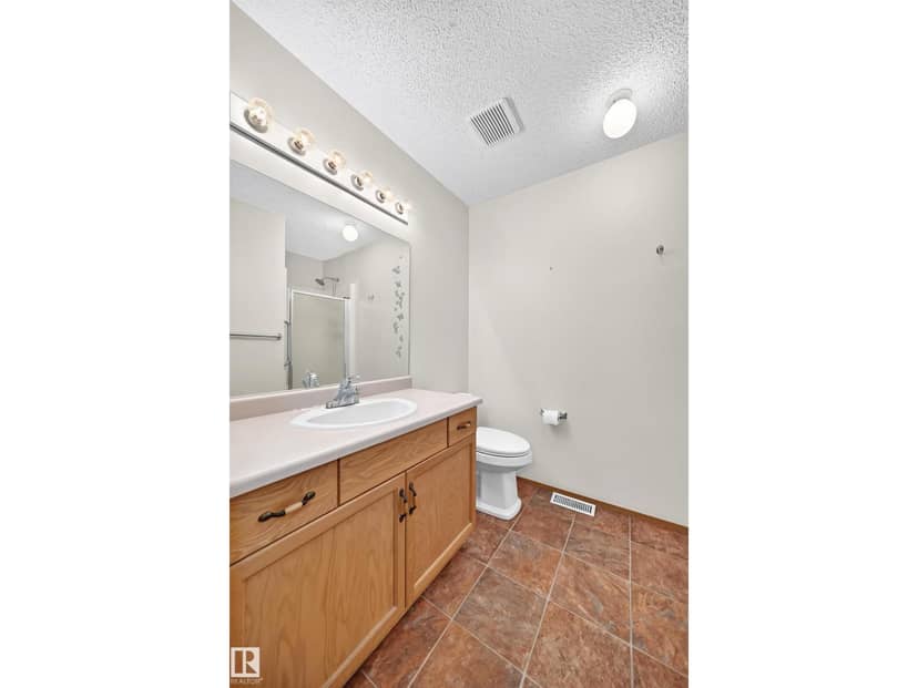 6526 158 AV NW — photo 38 of 40