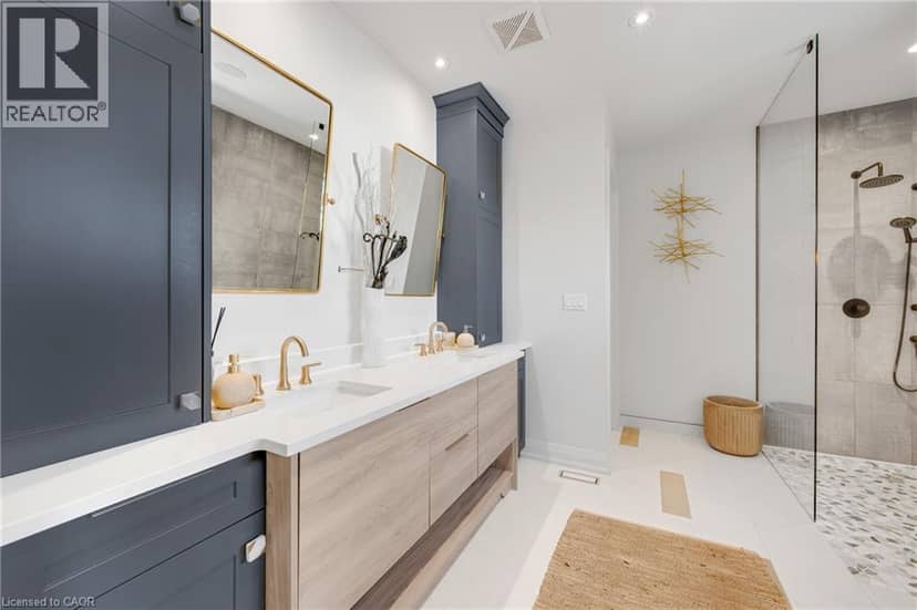 45 ALDERSHOT Place — photo 24 of 40