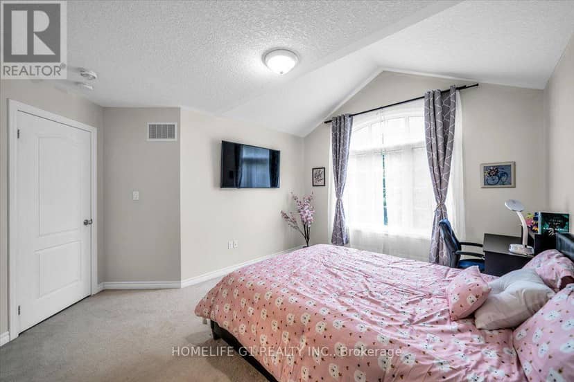 47 Holyrod Drive — photo 37 of 40