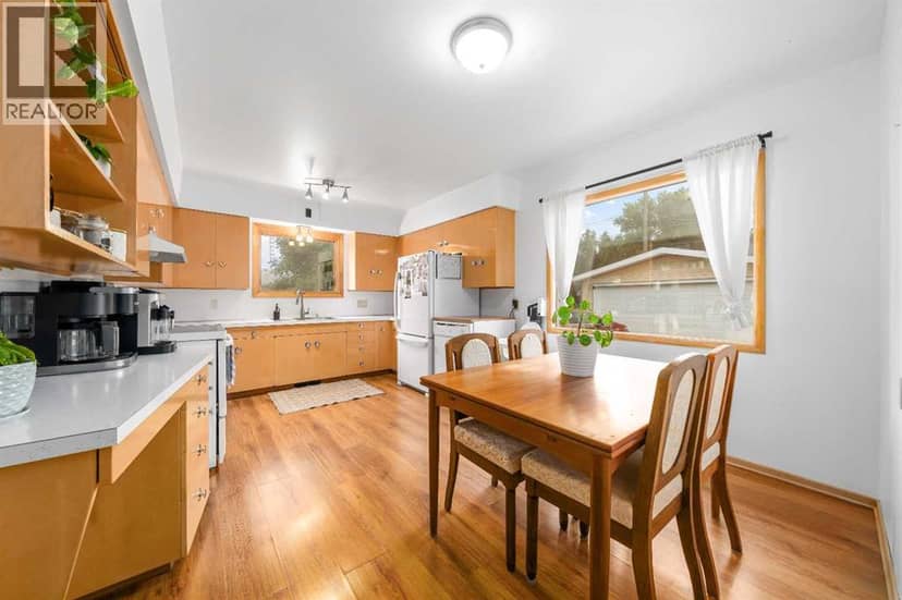 123 3 Avenue E, Bow Island, photo 7