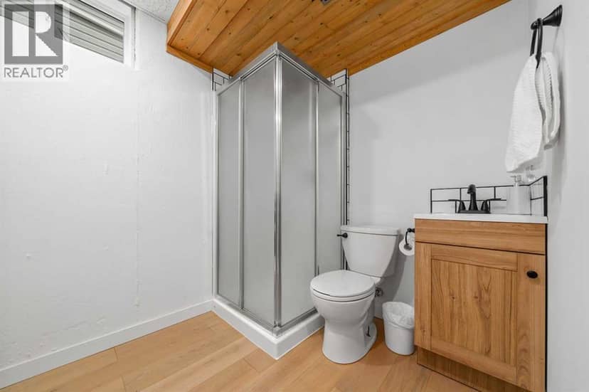 123 3 Avenue E — photo 22 of 36