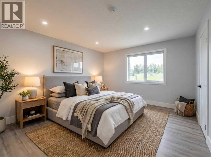 2930 Oakmoor Crescent SW — photo 13 of 37