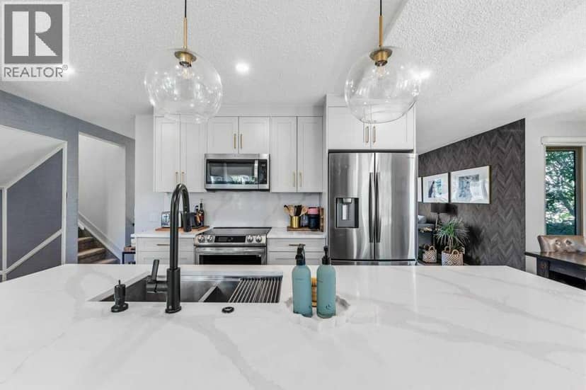 513 Oakridge Way SW — photo 14 of 40