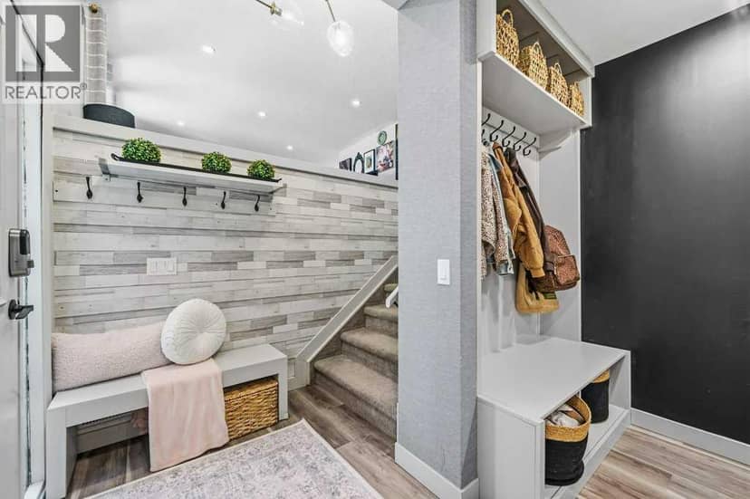 513 Oakridge Way SW — photo 29 of 40