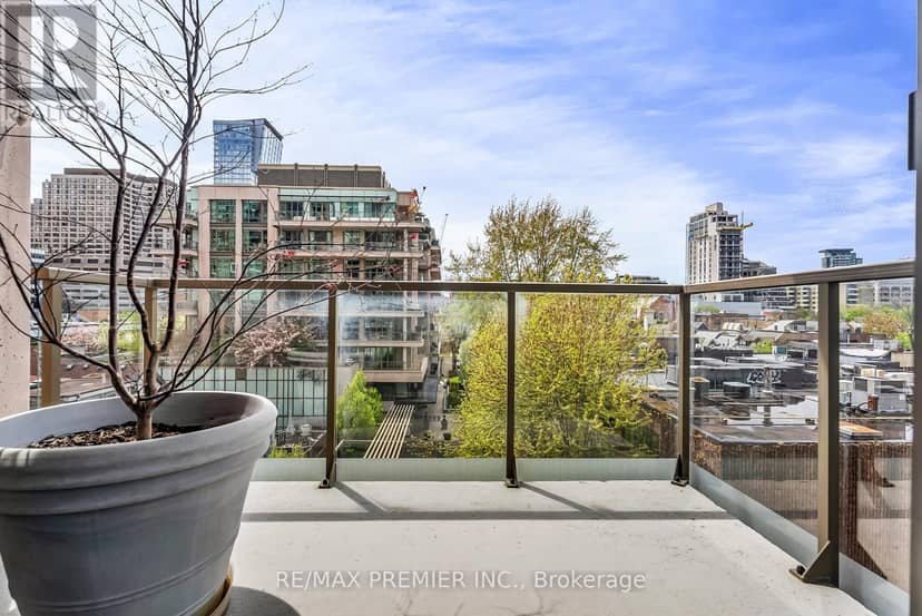 502 - 80 Yorkville Avenue — photo 18 of 40