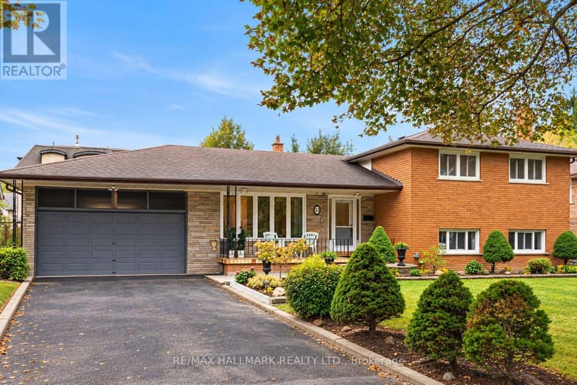 53 Tobruk Crescent, Toronto, photo 2