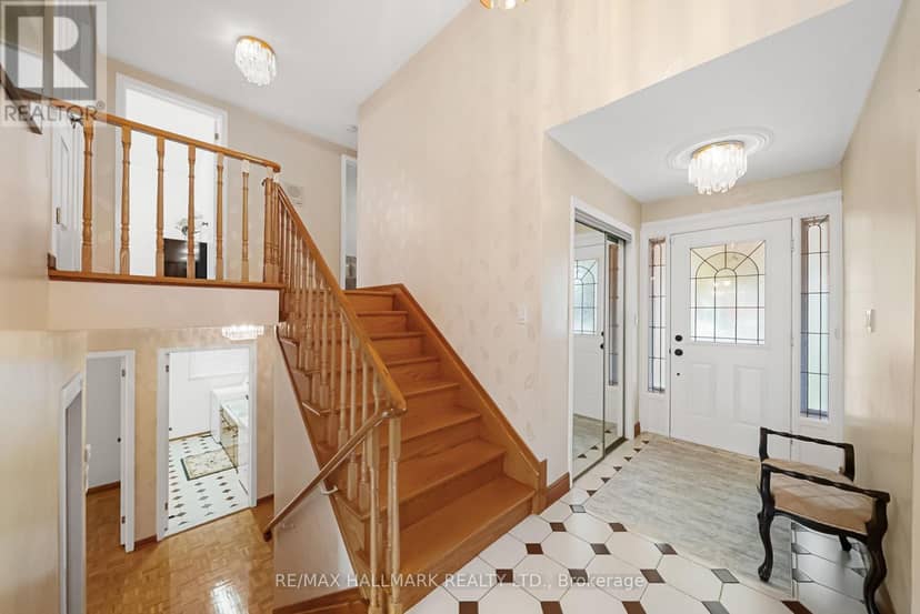 53 Tobruk Crescent, Toronto, photo 4