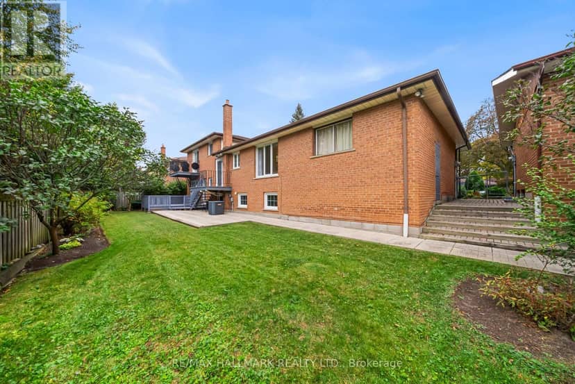 53 Tobruk Crescent — photo 40 of 40
