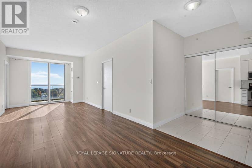1010 - 22 East Haven Drive — photo 13 of 40