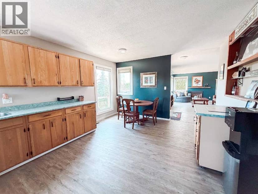 80102 Hwy 725 — photo 15 of 40