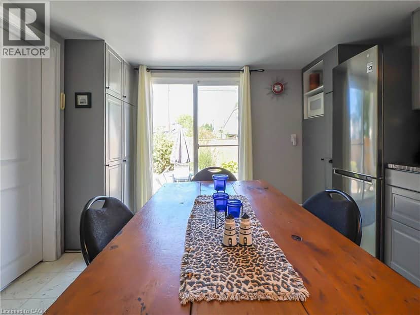 49 BROWN Street, Port Dover, photo 7